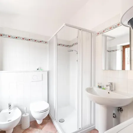 Arbasia De Ma, Terre Marine Maison d'hôtes Corniglia